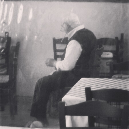 nikos-restaurant-petra