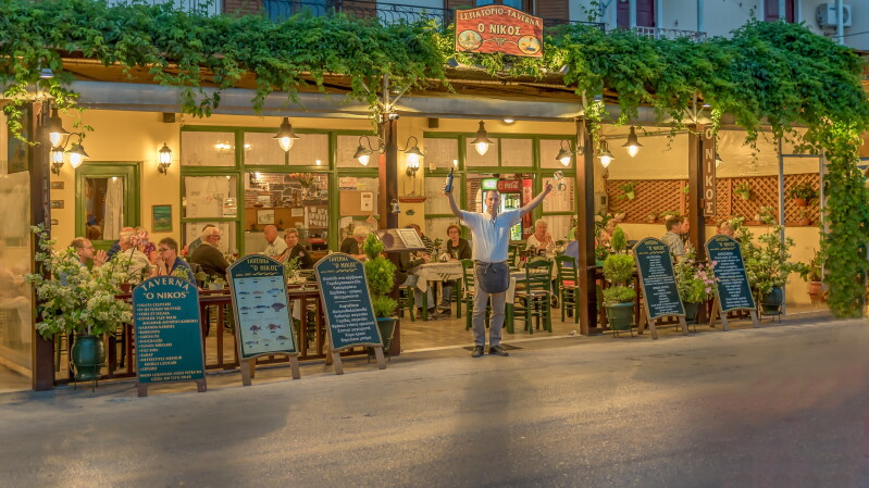 nikos-restaurant-petra